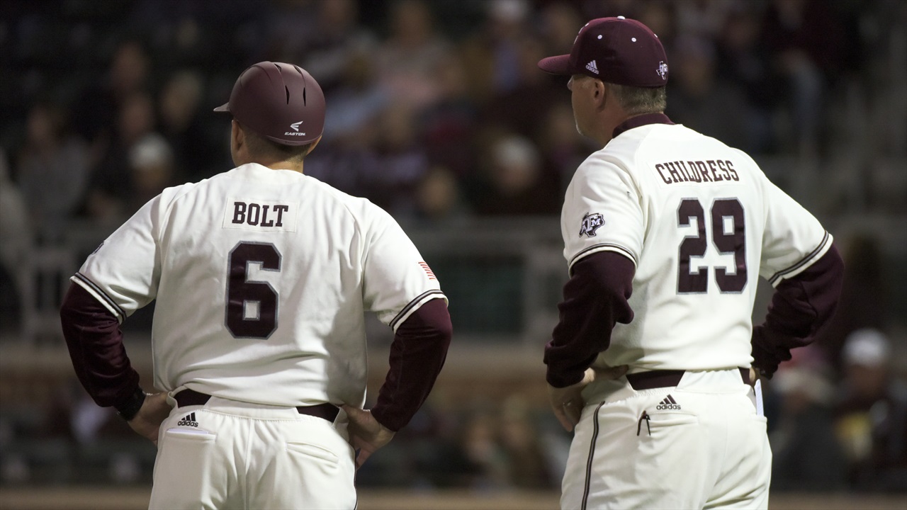 Darin Erstad quickly making name as college baseball coach 