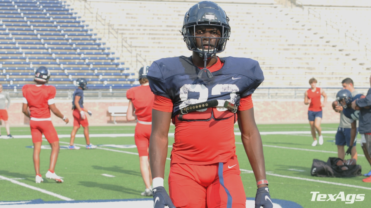 WholeHogSports - Get to know: 2025 TE target Davon Mitchell