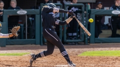 No. 6 Aggies claim series opener at No. 22 Auburn in extra innings, 5-4