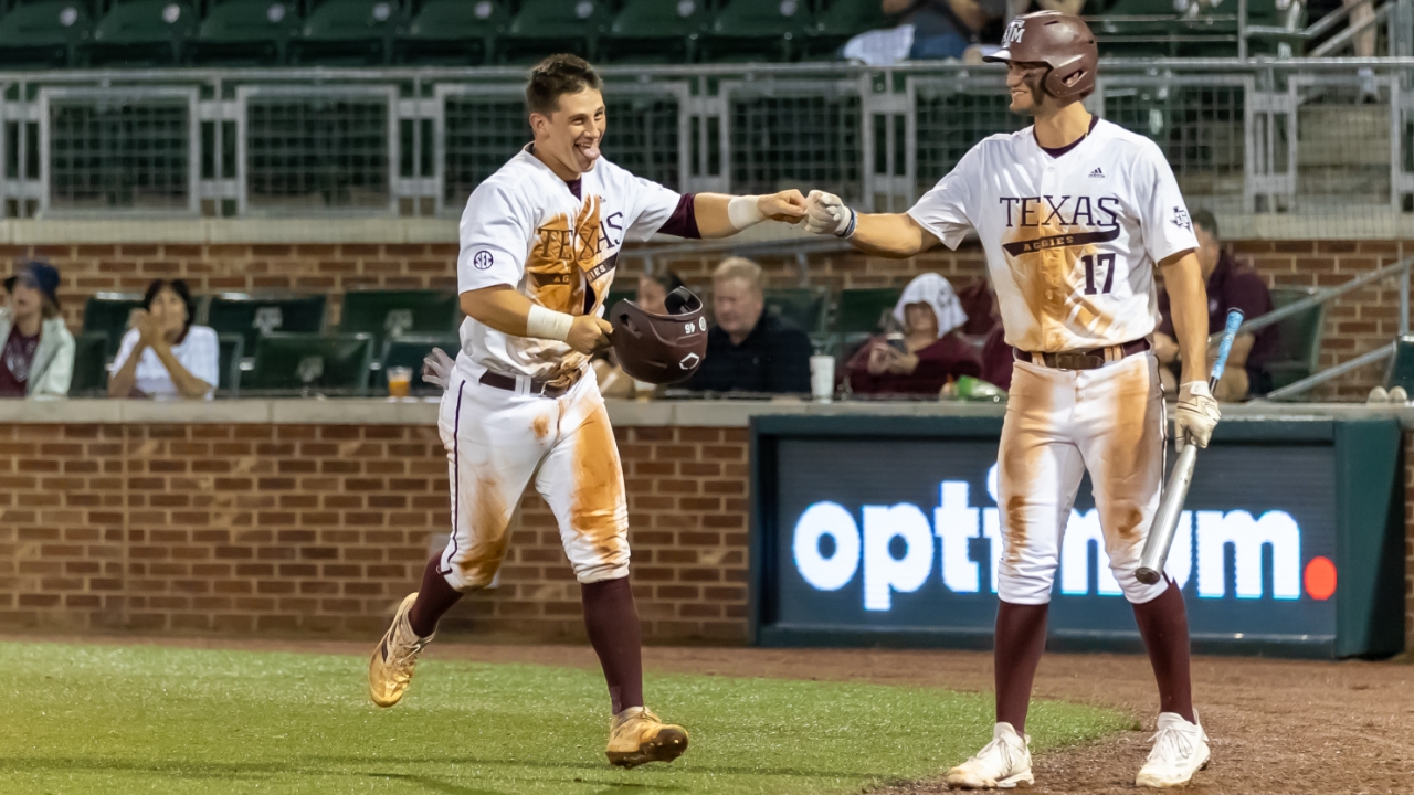 Photo Gallery Texas A&M takes down UTRGV in seven innings, 111 TexAgs