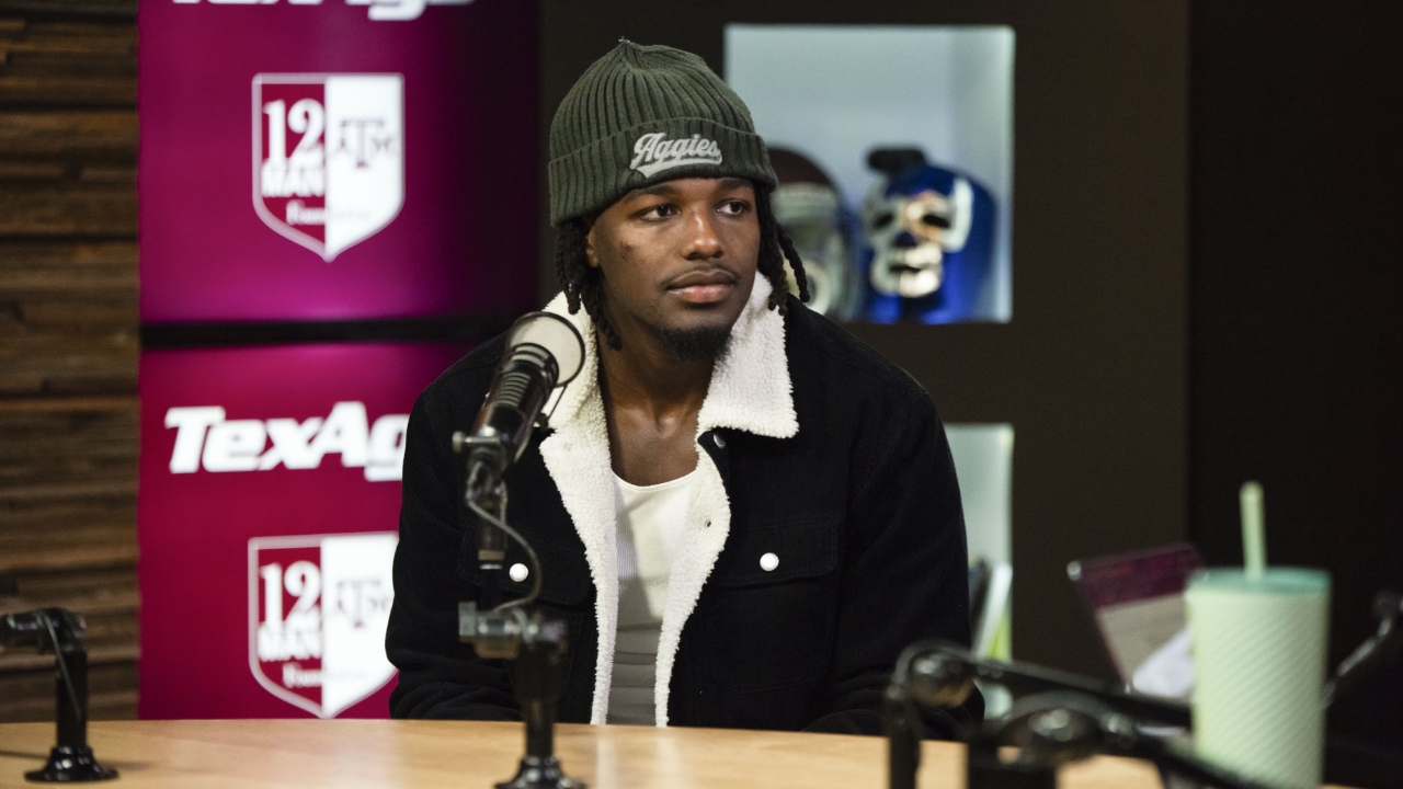 Demani Richardson shines light in 'family' mentality of A&M's defense ...