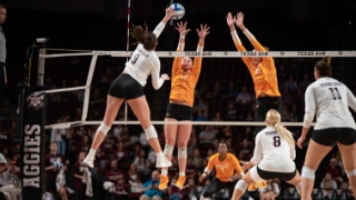 Texas A&M swept by No. 8 Tennessee in penultimate home match