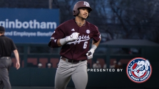 Montgomery blasts 17th home run as No. 3 A&M drubs Texas State