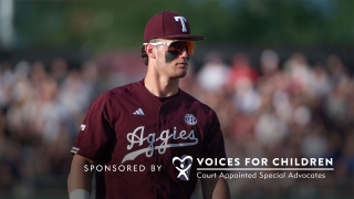 No. 4 seed Texas A&M drops elimination game to No. 1 Tennessee, 7-4