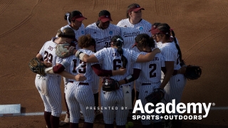 A&M's season ends with 6-5 loss in third game of Austin Super Regional