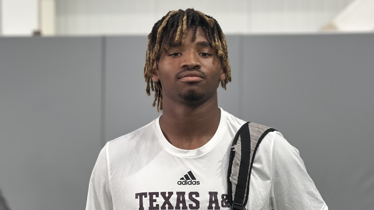Texas A&M felt 'right' for 2026 Fort Bend Marshall ATH Kaeden ...