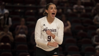 Texas A&M improves to 6-0 with five-set victory over New Hampshire