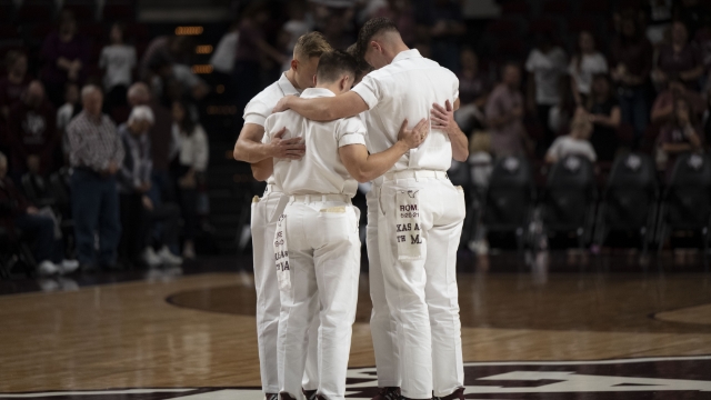 Yell Leaders