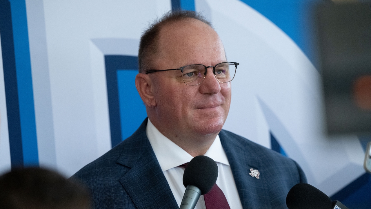 Elko calls for unified leadership in college football