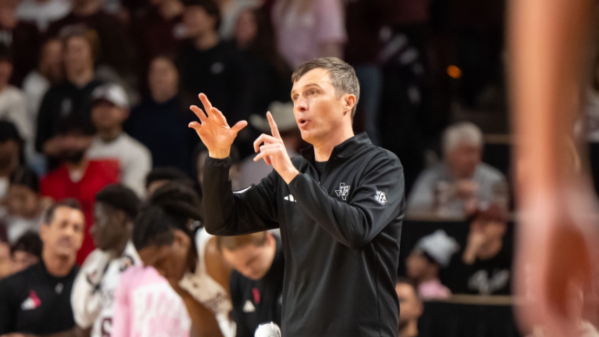 Bubble threatens to burst if Bucky Ball can't beat Ole Miss